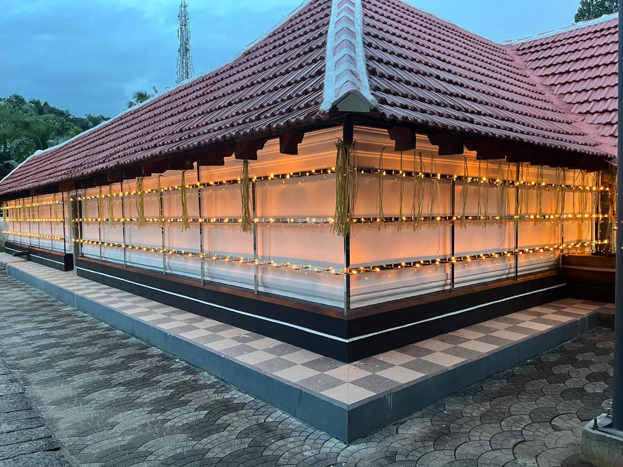 Chutuvilakku on Temple Renovation